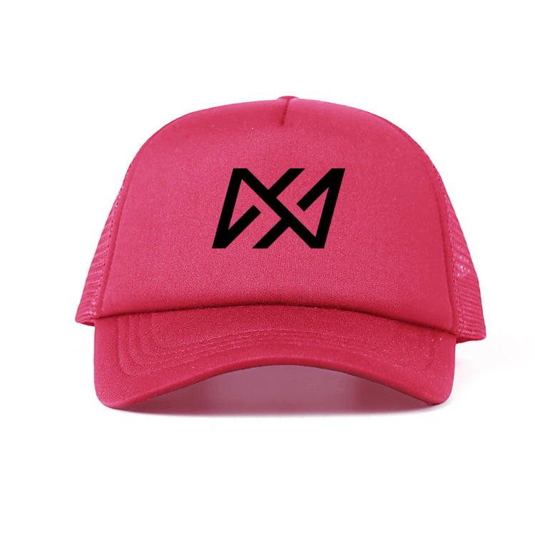 Une teinte profonde et sophistiquée, la casquette NHS_RL en grenat incarne l’élégance urbaine.