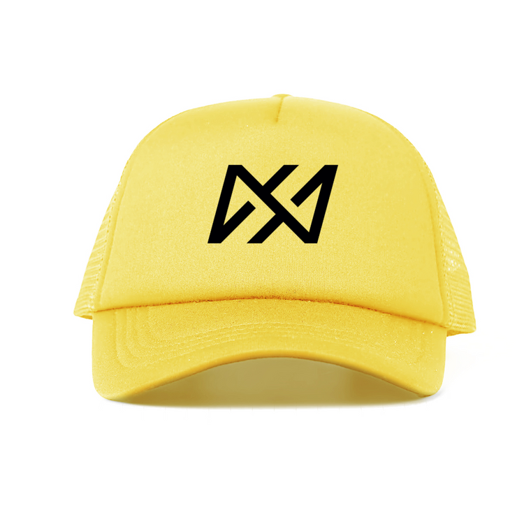 Apporte du peps à ta tenue avec la casquette NHS_RL en jaune, idéale pour une touche dynamique et ensoleillée.