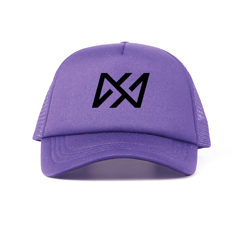 Un choix audacieux et stylé. La casquette NHS_RL violette est parfaite pour un look original et unique.