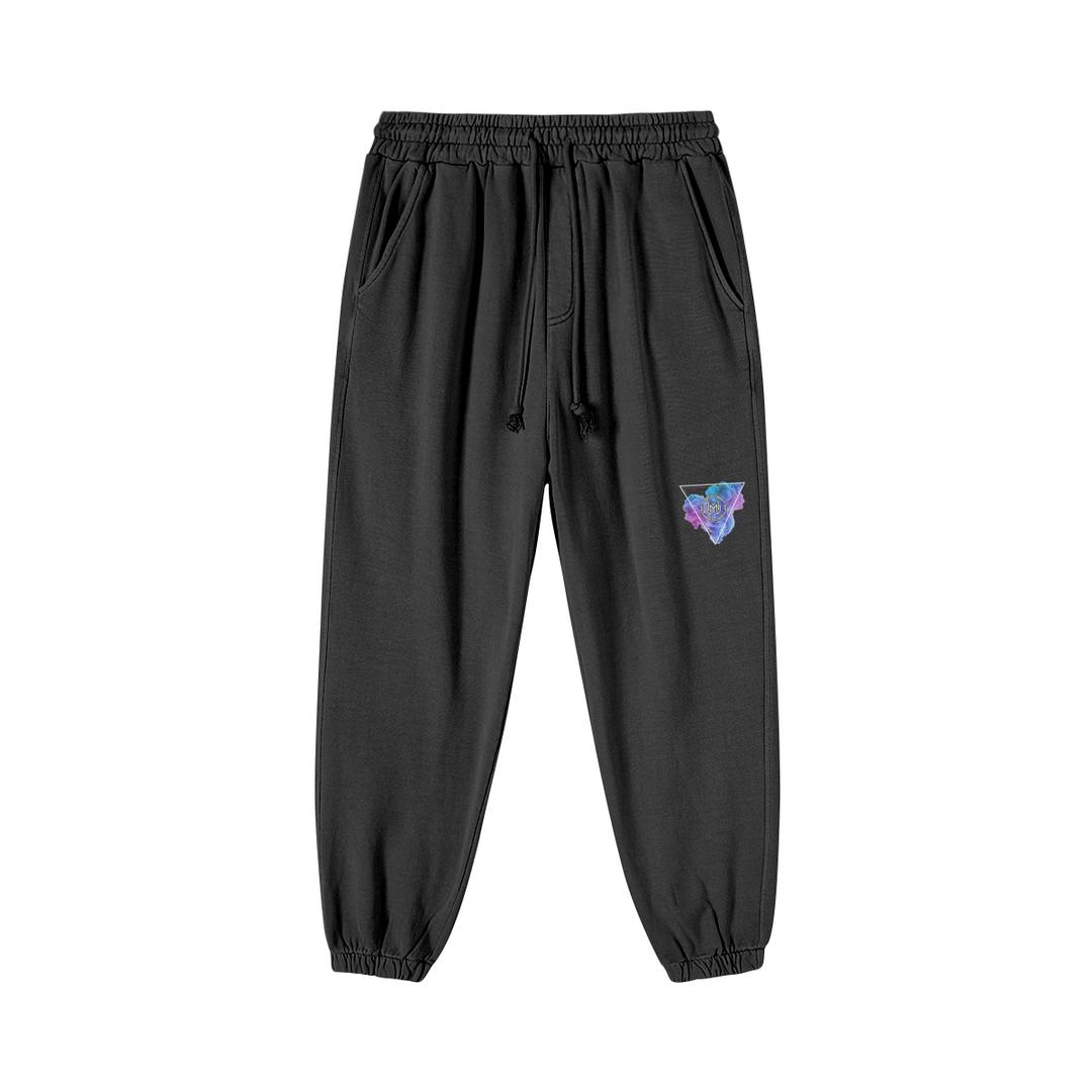  Jogger black washed oversized avec logo brodé "Shadow Void". Un style moderne et un confort optimal pour un look urbain ou gaming.