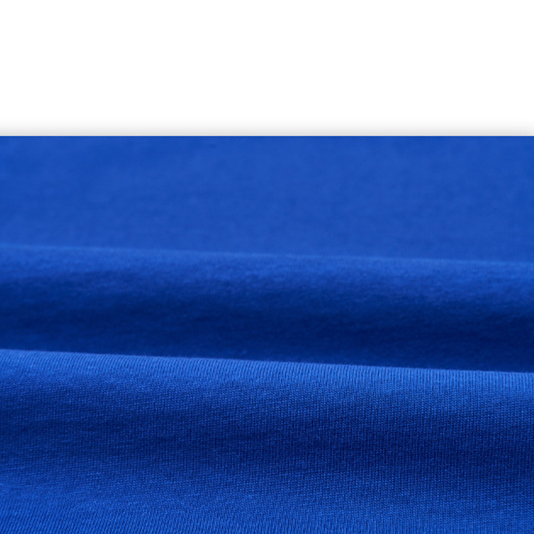 Zoom sur le coton bleu 250g du t-shirt Zelda Royal Blue, texture premium.