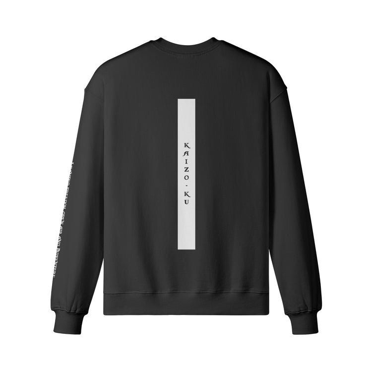 The back of our oversized Saint Malo Sweatshirt showcases a sleek vertical stripe, integrating 'Kaizo-ku' for a signature finish.